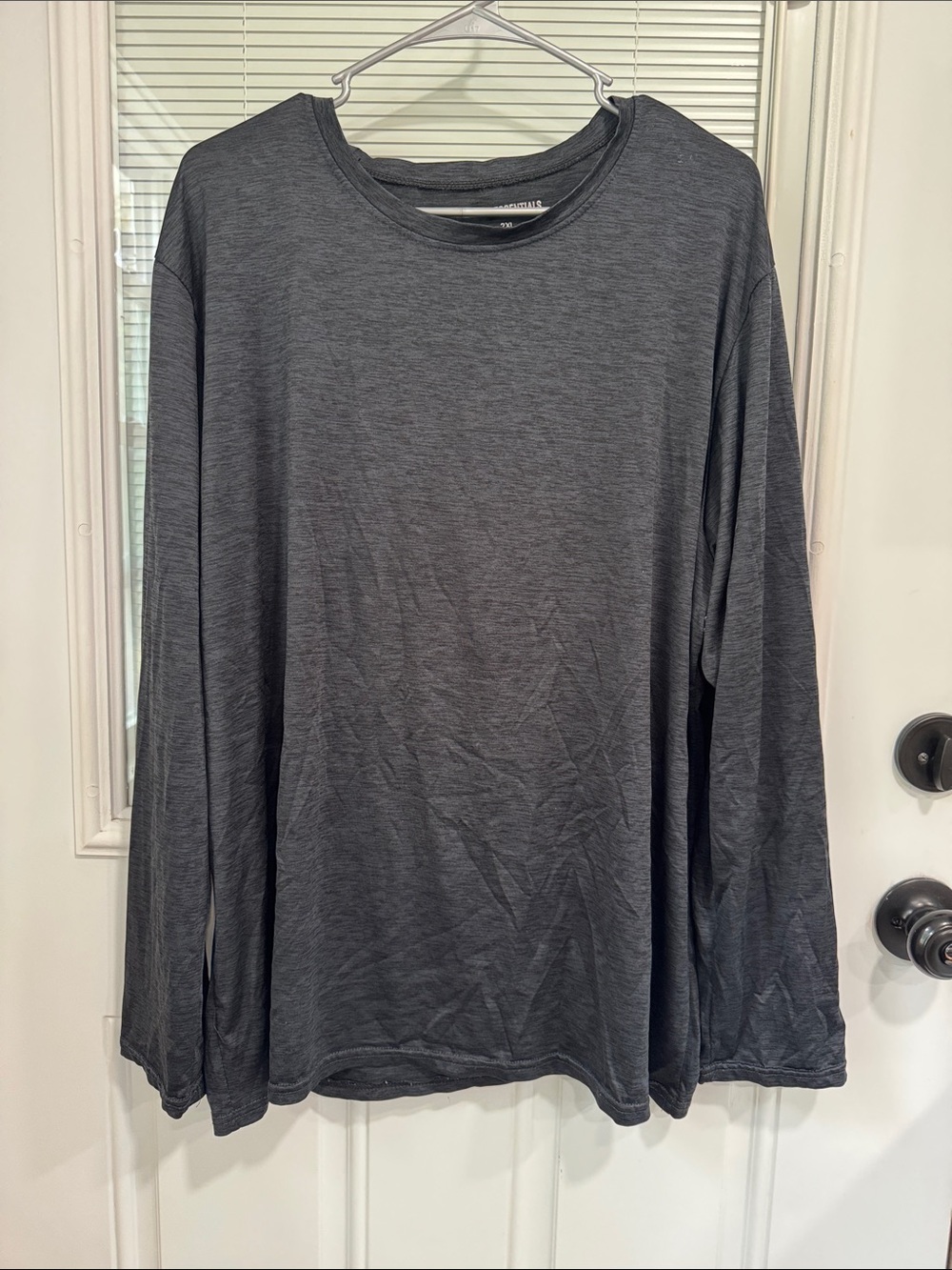 Men's Long Sleeve Crewneck Shirt in Charcoal